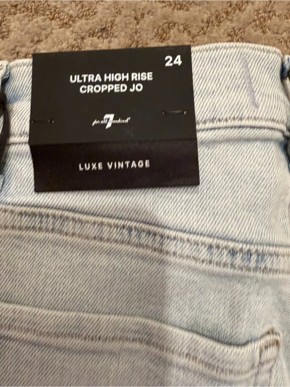 7 For All Mankind Ultra High Rise Cropped Joe in Maui SIZE 24/25 NWT!